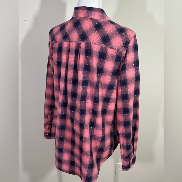 Stylus sz lg button down shirt in a blue and pink plaid - Picture 6 of 12